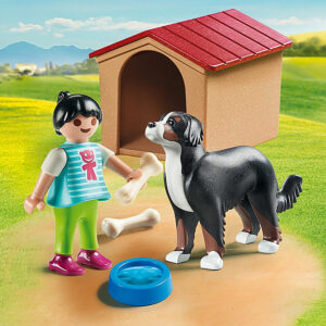Playmobil campo perro con casita